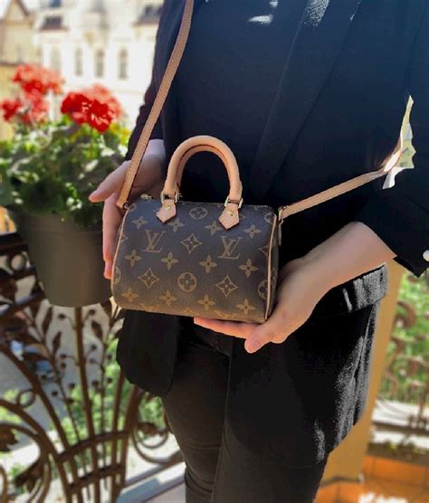 Louis Vuitton Mini HL Speedy (Review / WIMB / What Fits) in HD 